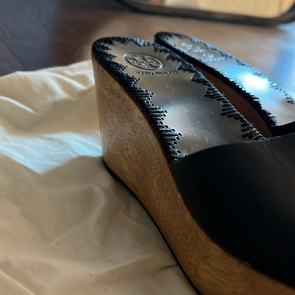 Tory Burch Patty Leather Platform Wedge Slide Sandals - Picture 2 of 4